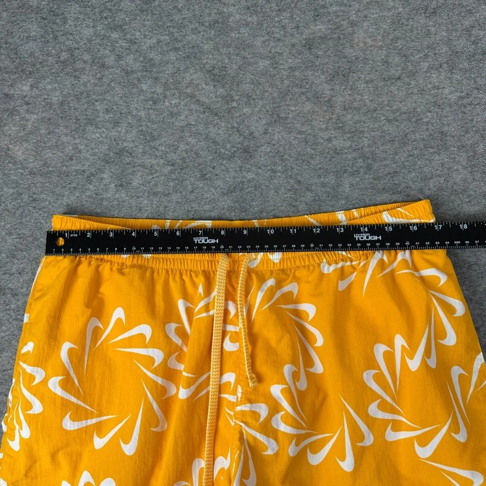 Nike Swoosh Allover Print Volley 5